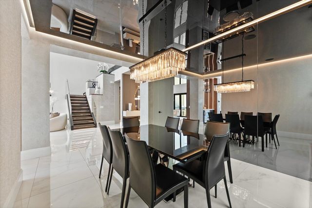 8980 Little Falls Way, Delray Beach, FL 33446