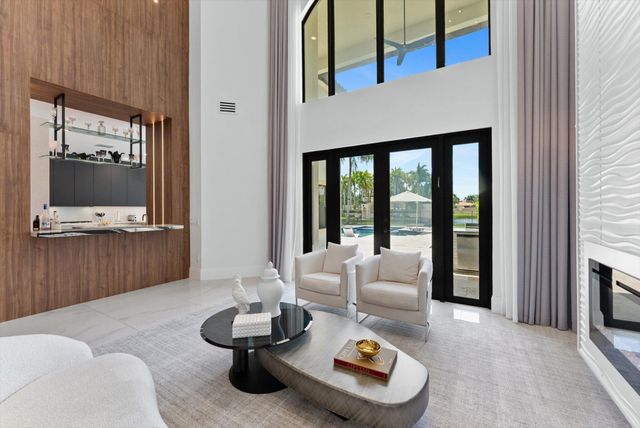 8980 Little Falls Way, Delray Beach, FL 33446