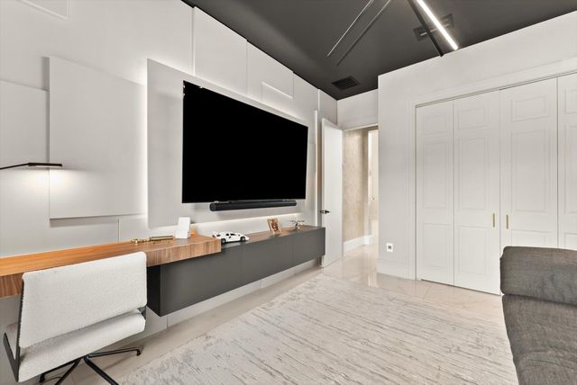 8980 Little Falls Way, Delray Beach, FL 33446