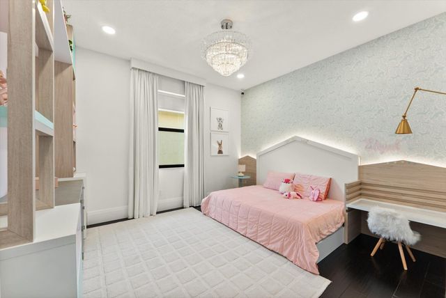 8980 Little Falls Way, Delray Beach, FL 33446