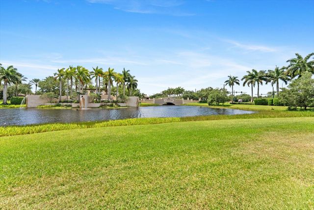 8980 Little Falls Way, Delray Beach, FL 33446