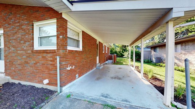 208 Savoy Road, Lexington, KY 40504