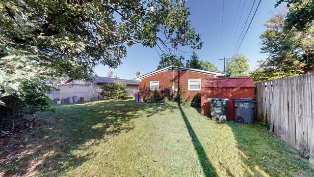 208 Savoy Road, Lexington, KY 40504