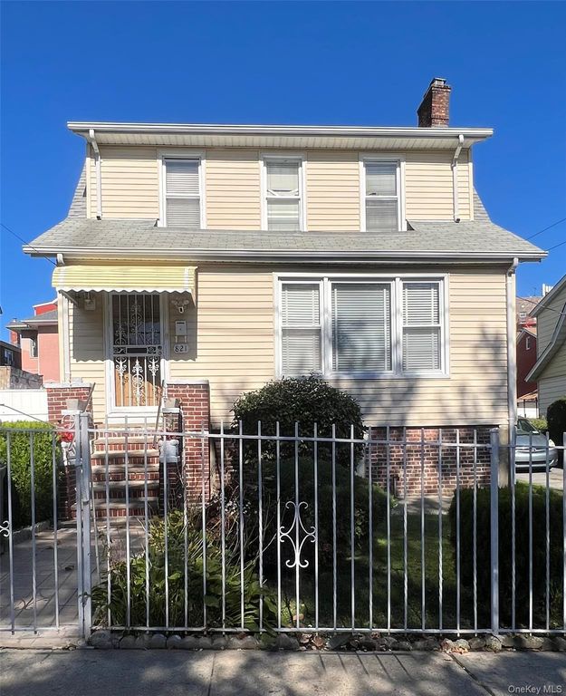 821 Cranford Avenue, Bronx, NY 10470 — exterior