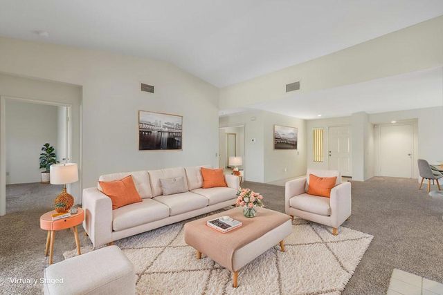 40528 Meadow Lane, Palm Desert, CA 92211