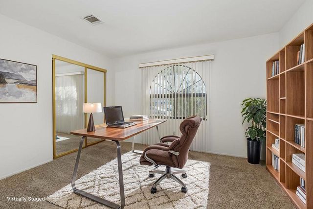 40528 Meadow Lane, Palm Desert, CA 92211