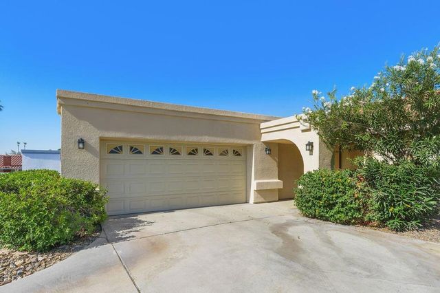 40528 Meadow Lane, Palm Desert, CA 92211