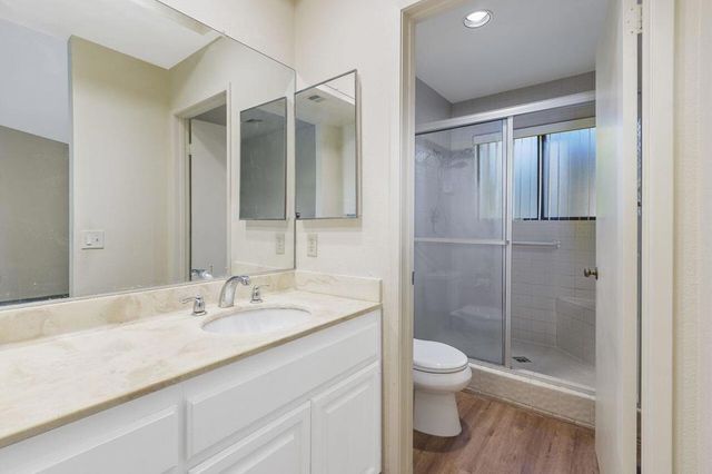 40528 Meadow Lane, Palm Desert, CA 92211