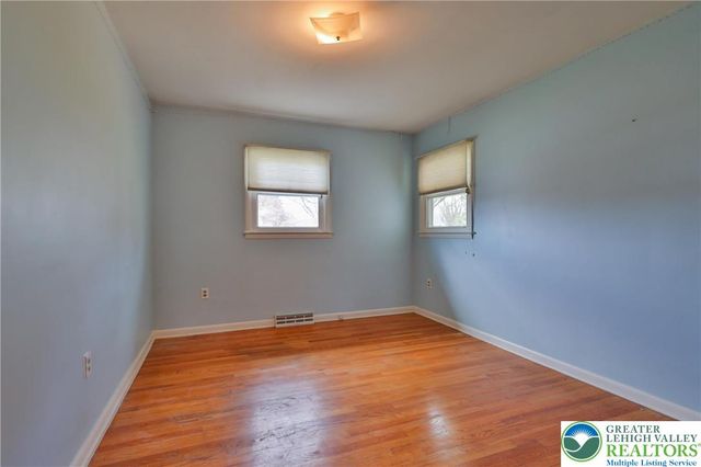 1004 Donald Drive, Emmaus Boro, PA 18049