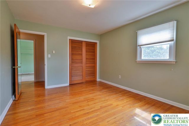 1004 Donald Drive, Emmaus Boro, PA 18049