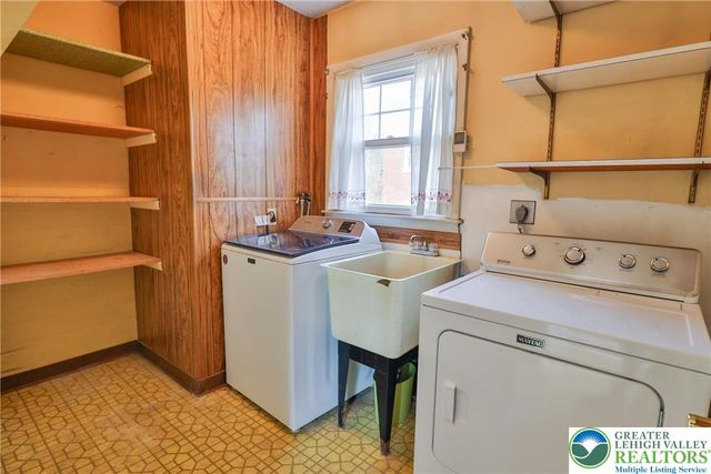 1004 Donald Drive, Emmaus Boro, PA 18049