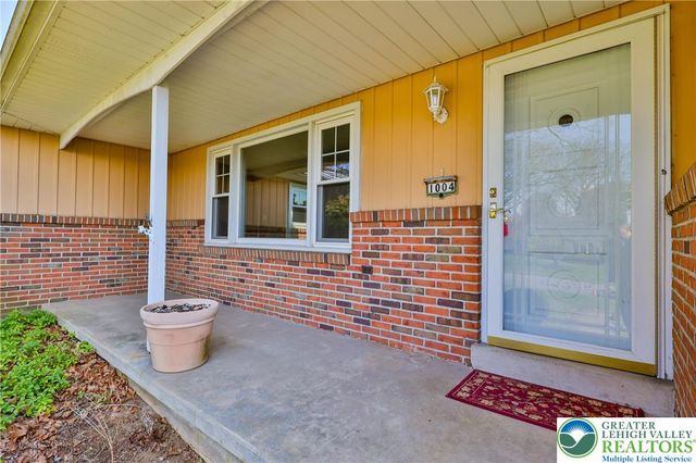 1004 Donald Drive, Emmaus Boro, PA 18049