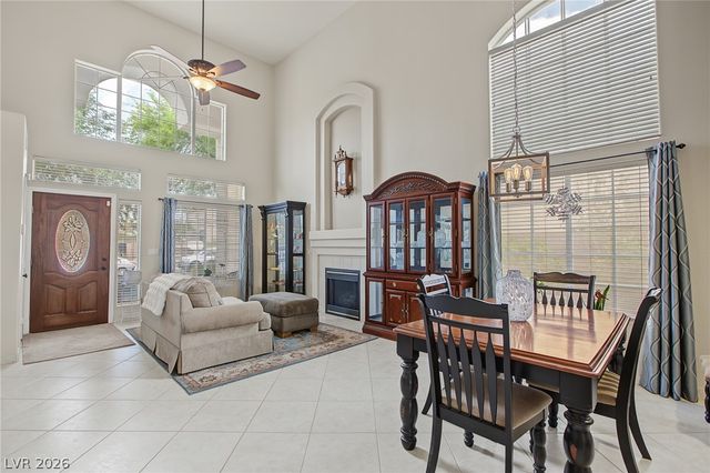 6915 Cedar Basin Avenue, Las Vegas, NV 89142