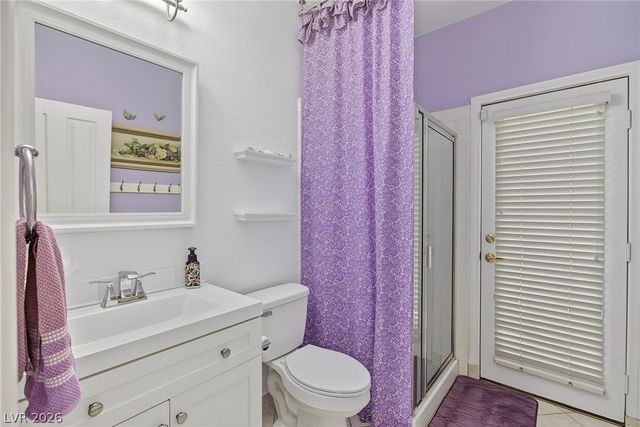 6915 Cedar Basin Avenue, Las Vegas, NV 89142
