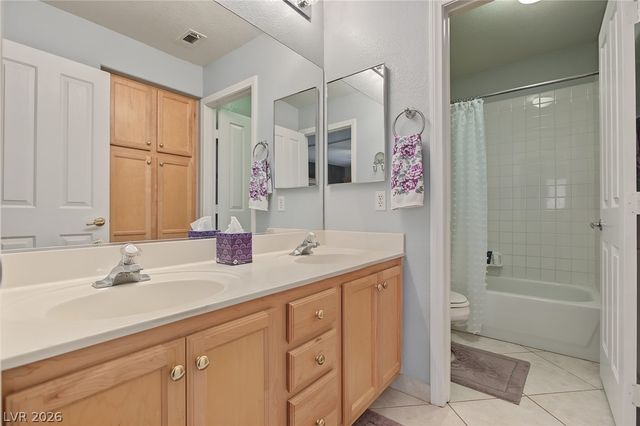 6915 Cedar Basin Avenue, Las Vegas, NV 89142