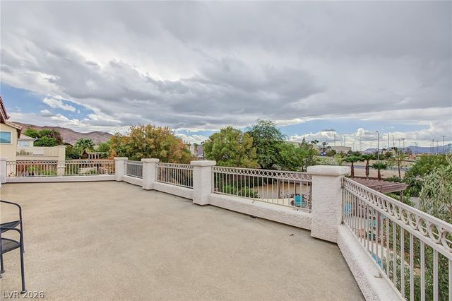 6915 Cedar Basin Avenue, Las Vegas, NV 89142