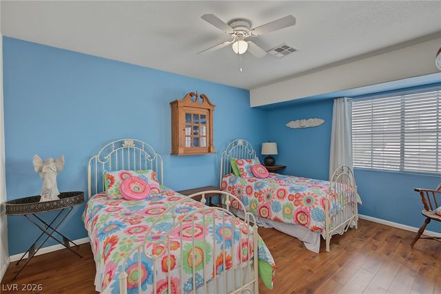 6915 Cedar Basin Avenue, Las Vegas, NV 89142