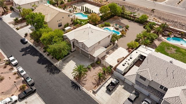6915 Cedar Basin Avenue, Las Vegas, NV 89142