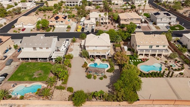 6915 Cedar Basin Avenue, Las Vegas, NV 89142
