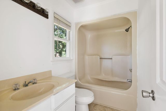 134 Cooper Circle, Santee, SC 29142