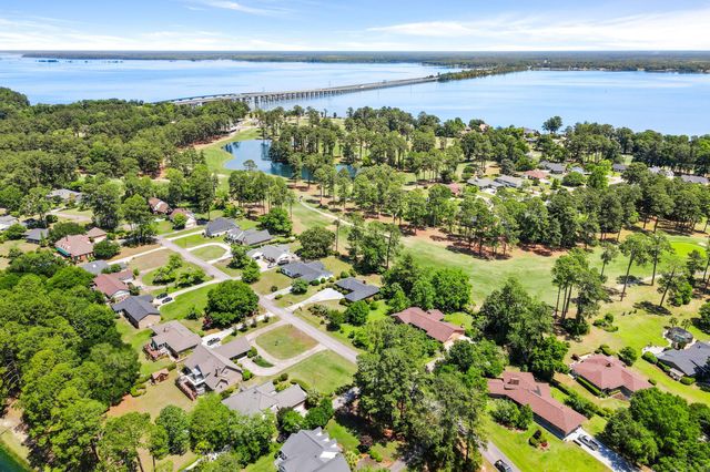 134 Cooper Circle, Santee, SC 29142