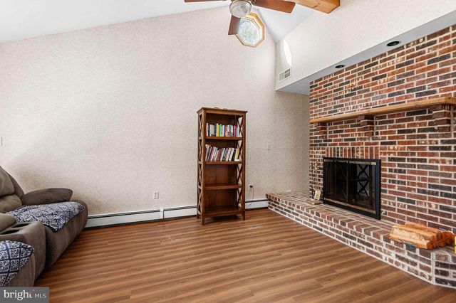 1022 ROZEL AVE, Southampton, PA 18966