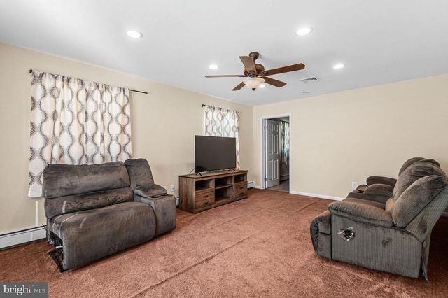 1022 ROZEL AVE, Southampton, PA 18966