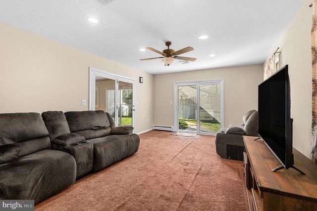 1022 ROZEL AVE, Southampton, PA 18966
