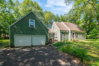 163 Hickory Lane, Southbury, CT 06488