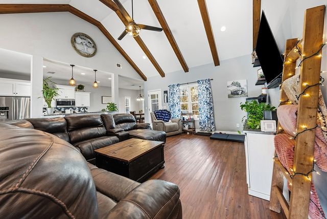 1578 Cummings Road, Smiths Station, AL 36877