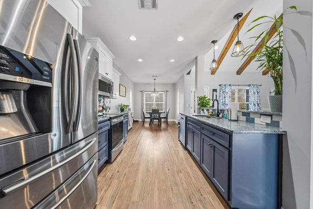 1578 Cummings Road, Smiths Station, AL 36877