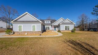 1578 Cummings Road, Smiths Station, AL 36877