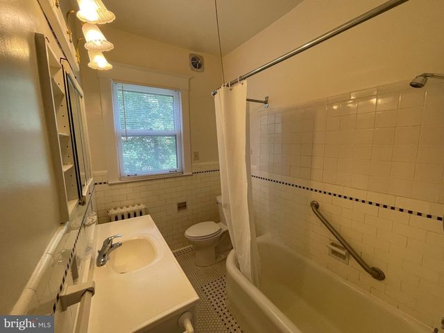 3017 3RD ST N, Arlington, VA 22201