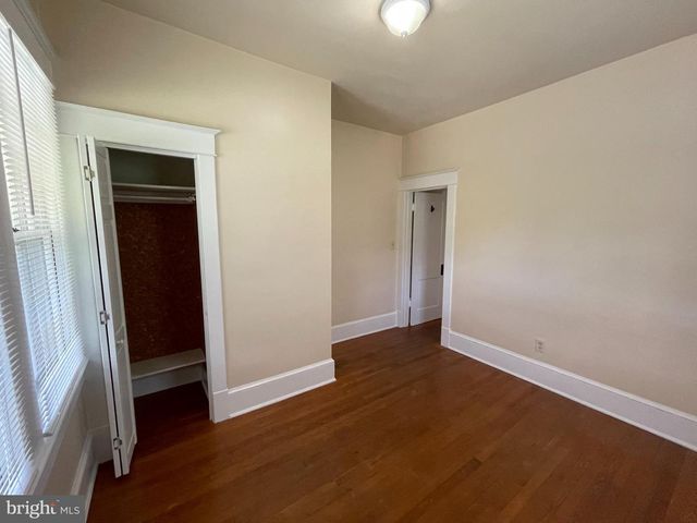 3017 3RD ST N, Arlington, VA 22201