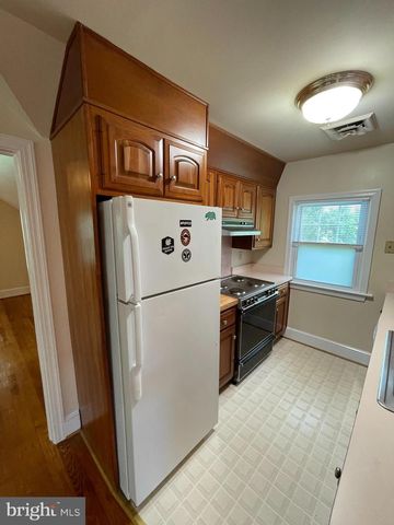 3017 3RD ST N, Arlington, VA 22201