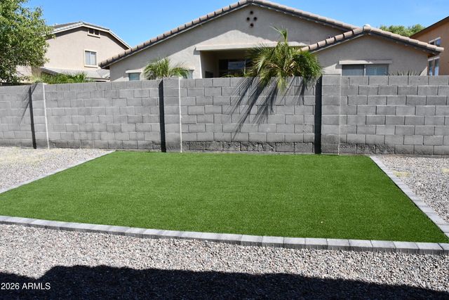 8787 W GARDENIA Avenue, Glendale, AZ 85305