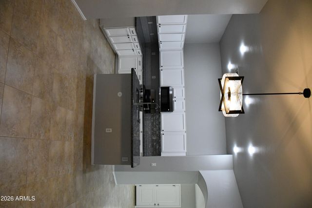 8787 W GARDENIA Avenue, Glendale, AZ 85305