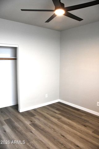 8787 W GARDENIA Avenue, Glendale, AZ 85305