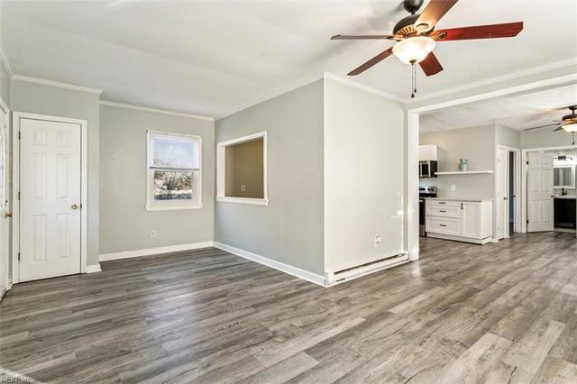 1616 Bena LN, Hayes, VA 23072