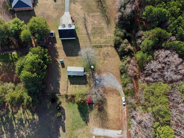 1616 Bena LN, Hayes, VA 23072