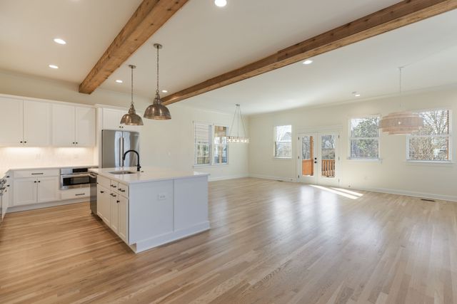 2610A Barclay Dr, Nashville, TN 37206