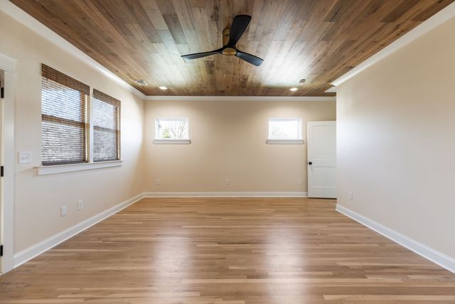 2610A Barclay Dr, Nashville, TN 37206