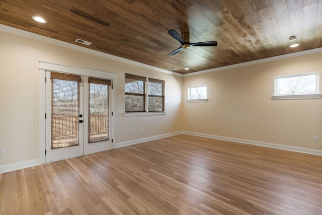 2610A Barclay Dr, Nashville, TN 37206