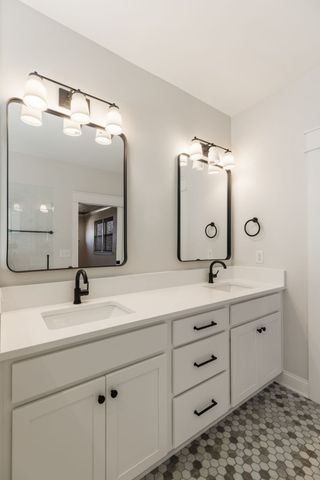 2610A Barclay Dr, Nashville, TN 37206