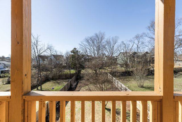 2610A Barclay Dr, Nashville, TN 37206