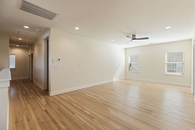 2610A Barclay Dr, Nashville, TN 37206