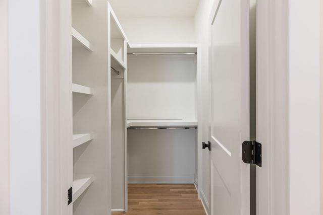 2610A Barclay Dr, Nashville, TN 37206