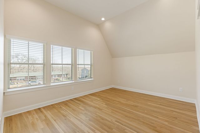 2610A Barclay Dr, Nashville, TN 37206