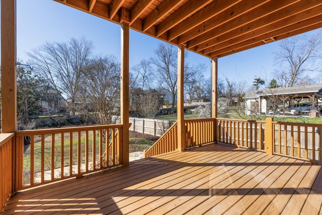 2610A Barclay Dr, Nashville, TN 37206