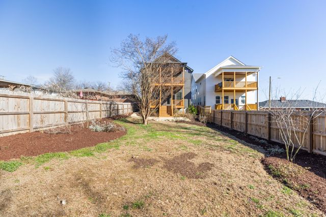 2610A Barclay Dr, Nashville, TN 37206